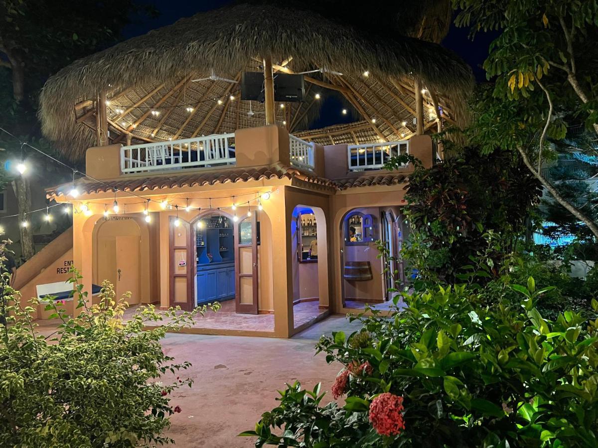 Vacation Studios With Rooftop Pool, Beach Club, Spa, Restaurants - Ducassi Collection - Playa Los Corales Punta Cana Luaran gambar
